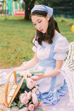 凌晨三点在线页面完整版-真正的完整版页面在哪里