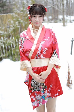 初中女生喊疼男生越往里寨游-初中女生喊疼的梗从哪来