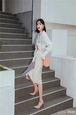 a银俏女佣-了解a银俏女佣这个角色