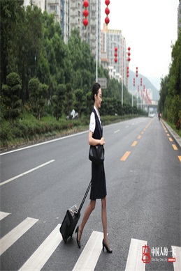 珍珠美人鱼中文版-何处能看《珍珠美人鱼》中文配音版