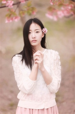 搬家我抱妈妈座后面-妈妈坐车后座稳不稳