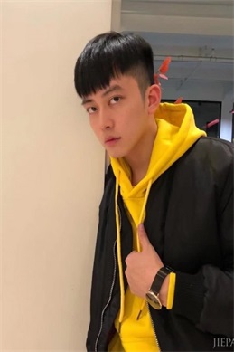 奔跑吧兄弟第一季大电影完整版-如何找到《奔跑吧兄弟》第一季大电影的完整版