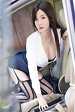 女教授隐藏的魅力-学术之外的吸引力